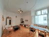 Charming vacant 2-room apartment near Charlottenburg Palace for sale - Titelbild